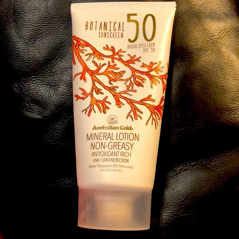 Australian Gold BOTANICAL SPF 50 MINERAL SUNSCREEN LOTION 5 oz barely used